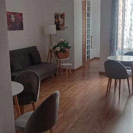 Nimia B&B Di Nic & Fra Катания Экстерьер фото